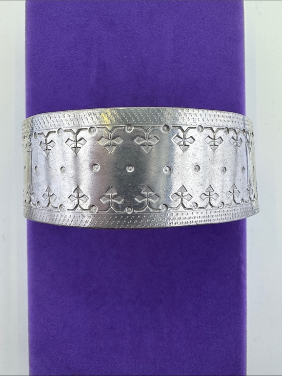 Other - 💛 Handmade Silver Tone Fountain Of Dornoch Sutherland Wide Cuff Bracelet